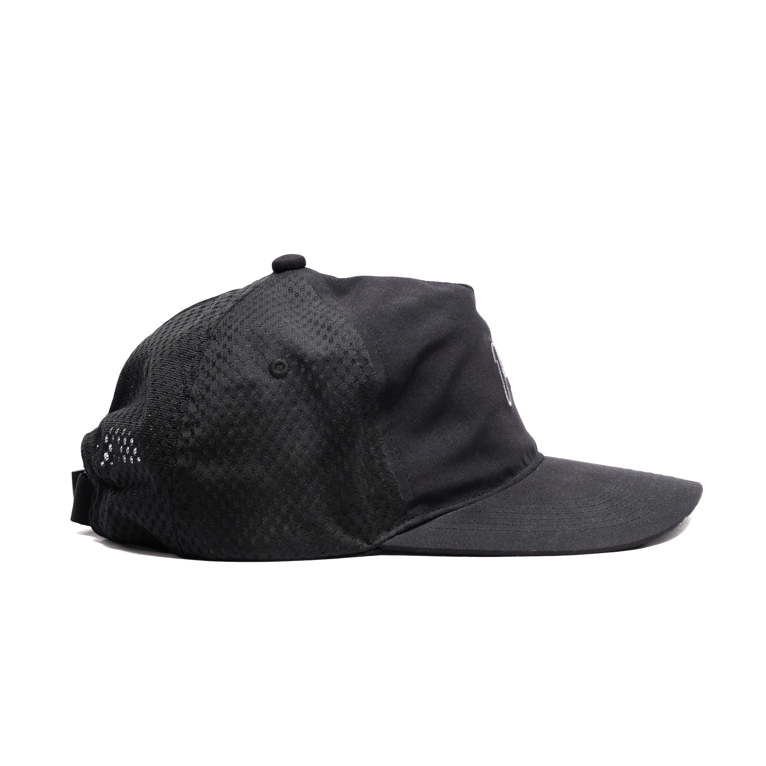Signature Airflow Black Cap