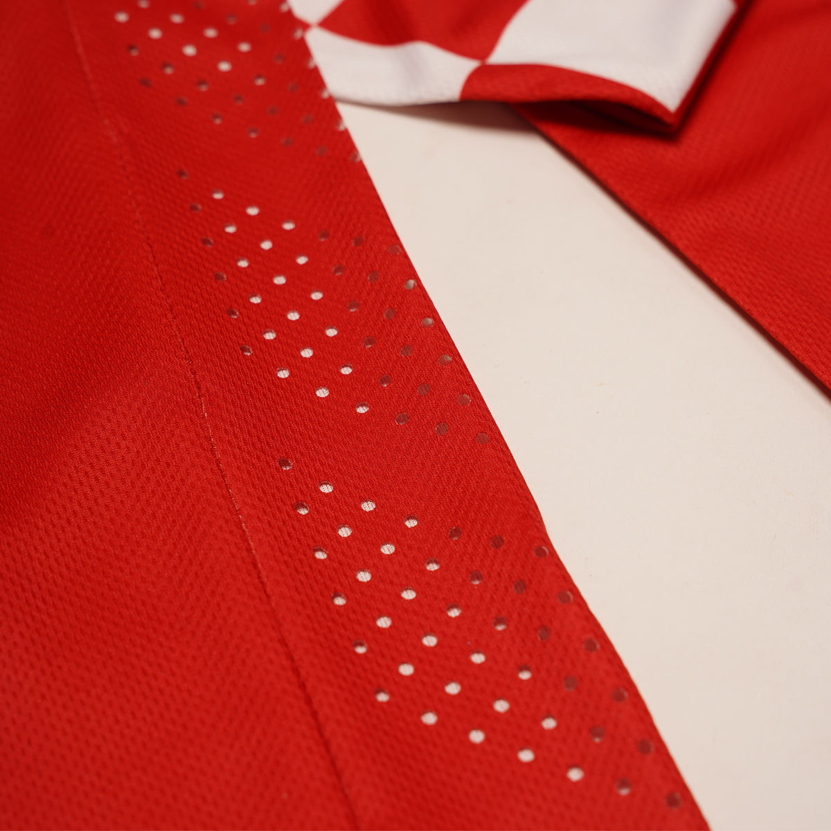 Finish line UV Resistant Jersey (Red)